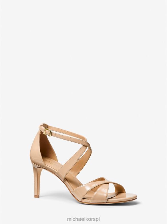 Sandały Kinsley ze sztucznej skóry lakierowanej kobiety Michael Kors lekki rumieniec LHN661937 buty