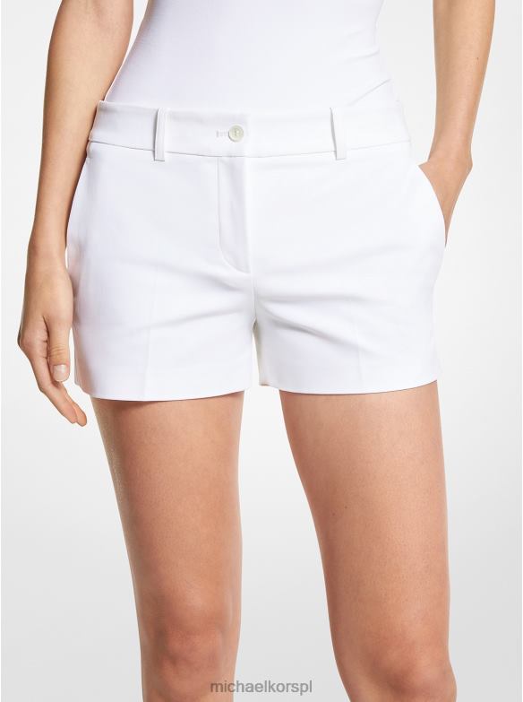 Szorty bawełniane z kolekcji Samantha ze stretchem kobiety Michael Kors optyczna biel LHN663472 odzież